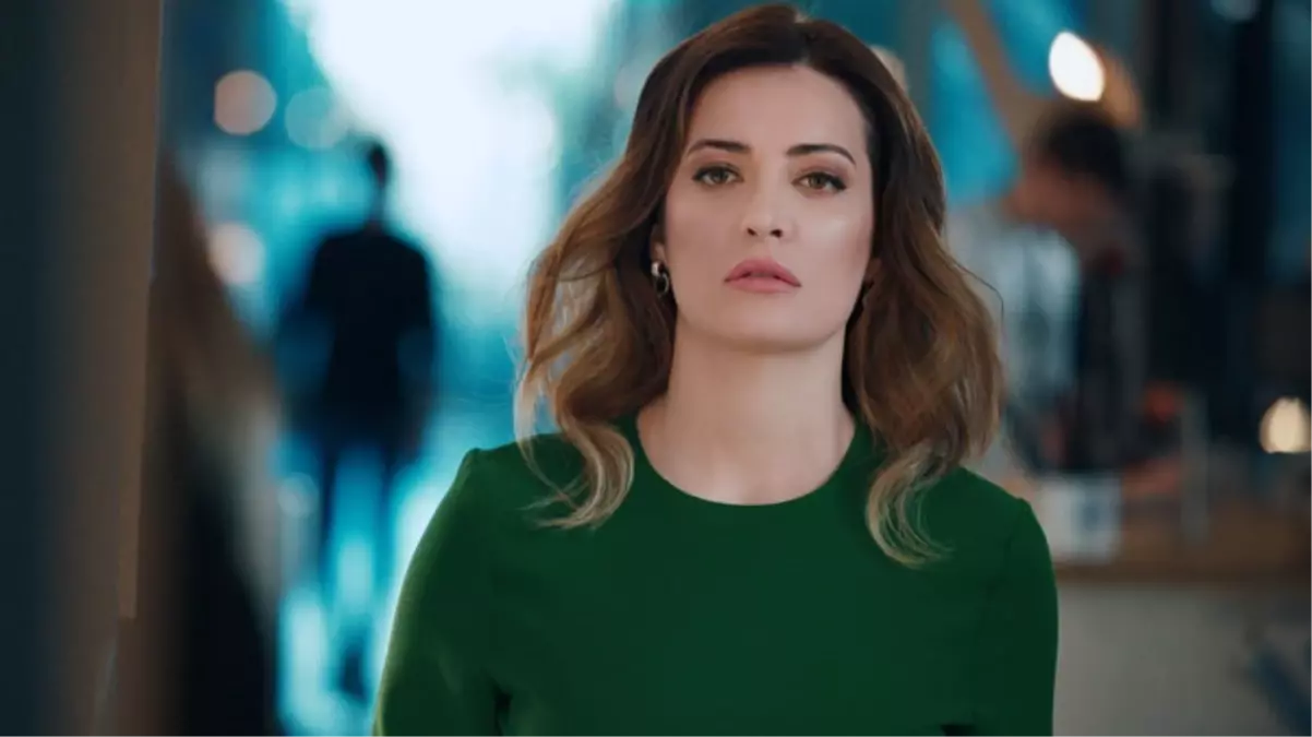 Ünlü oyuncu İrem Sak’ın babası yaşamını yitirdi