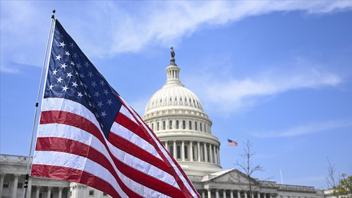 ABD’de Demokrat Kongre üyelerine bombalı saldırı tehdidi