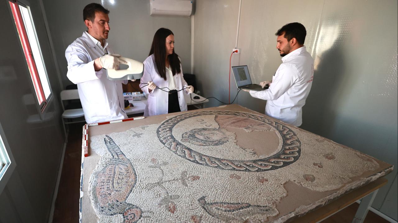 Depremde hasar gören kültür varlıkları onarılıyor