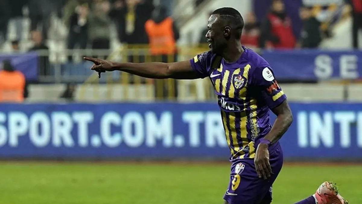 Sivas 9 kişi kaldı Eyüp 89’da güldü